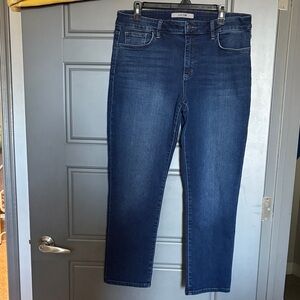 Joe's Denim Jeans classic Blue Straight Leg w/ belt loops + pockets
